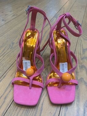 Brand new Gianni Bini women’s hot Pink Strappy High Heel Sandals 9.5